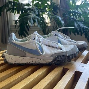 Nike Women's Waffle Racer Crate